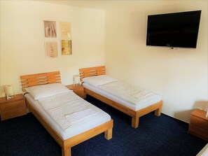 Family Room (1)