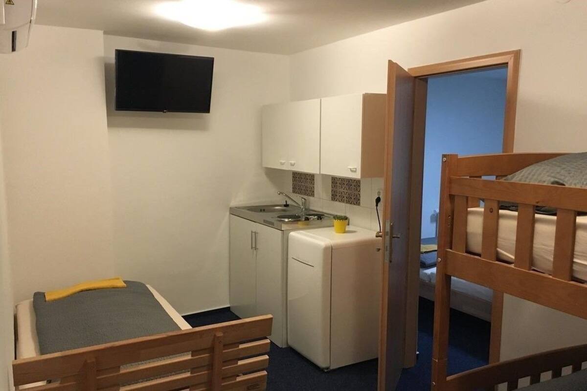 Family Studio Suite (9)
