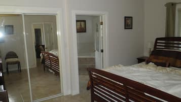 1 bedroom, iron/ironing board, WiFi, bed sheets