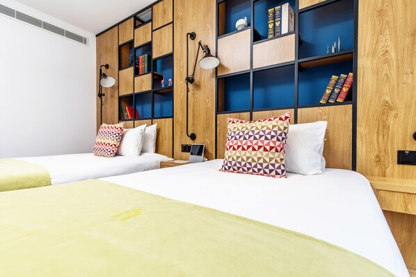 Standard Room, 2 Twin Beds | In-room safe, blackout drapes, soundproofing, free WiFi