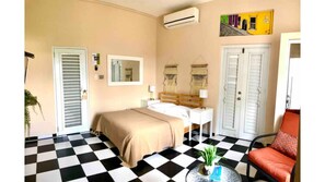 1 bedroom, Internet - Casa Luna Guesthouse  (San Juan)