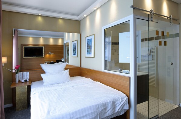 Business-Einzelzimmer | Allergikerbettwaren, Zimmersafe, Schreibtisch, Bügeleisen/Bügelbrett