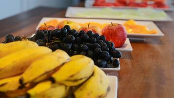 Tägliches inbegriffenes Frühstücksbuffet