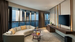 ห้องดีลักซ์สวีท, หลายเตียง | บริเวณนั่งเล่น