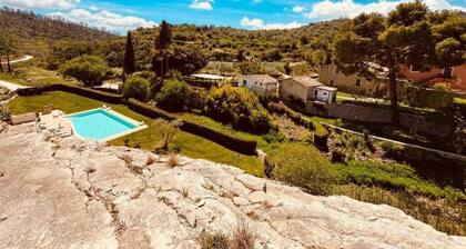 Gemütliches Ferienhaus mit herrlichem Pool in der sizilianischen Landschaft
