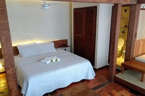 Minibar, blackout curtains, free WiFi, bed sheets - Orlanova Hotel (Arraial do Cabo)