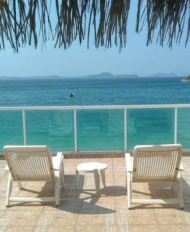Cobertura - Terraço (vista para o mar) | 1 bedroom, minibar, blackout drapes, free WiFi