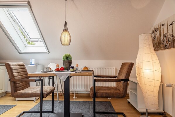 Dining - Earlier Station, today tasteful holiday home: holiday accommodation with c (Wangerland)