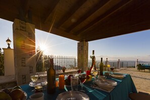 Outdoor dining - Villa Peristerona Hills -  A Secluded Stone Built villa that sleeps 6 guests  in 3 bedrooms (Peristerona)