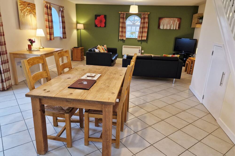 Lime Kiln - a two bedroom, sleeps 3 that sleeps 3 guests in 2 bedrooms