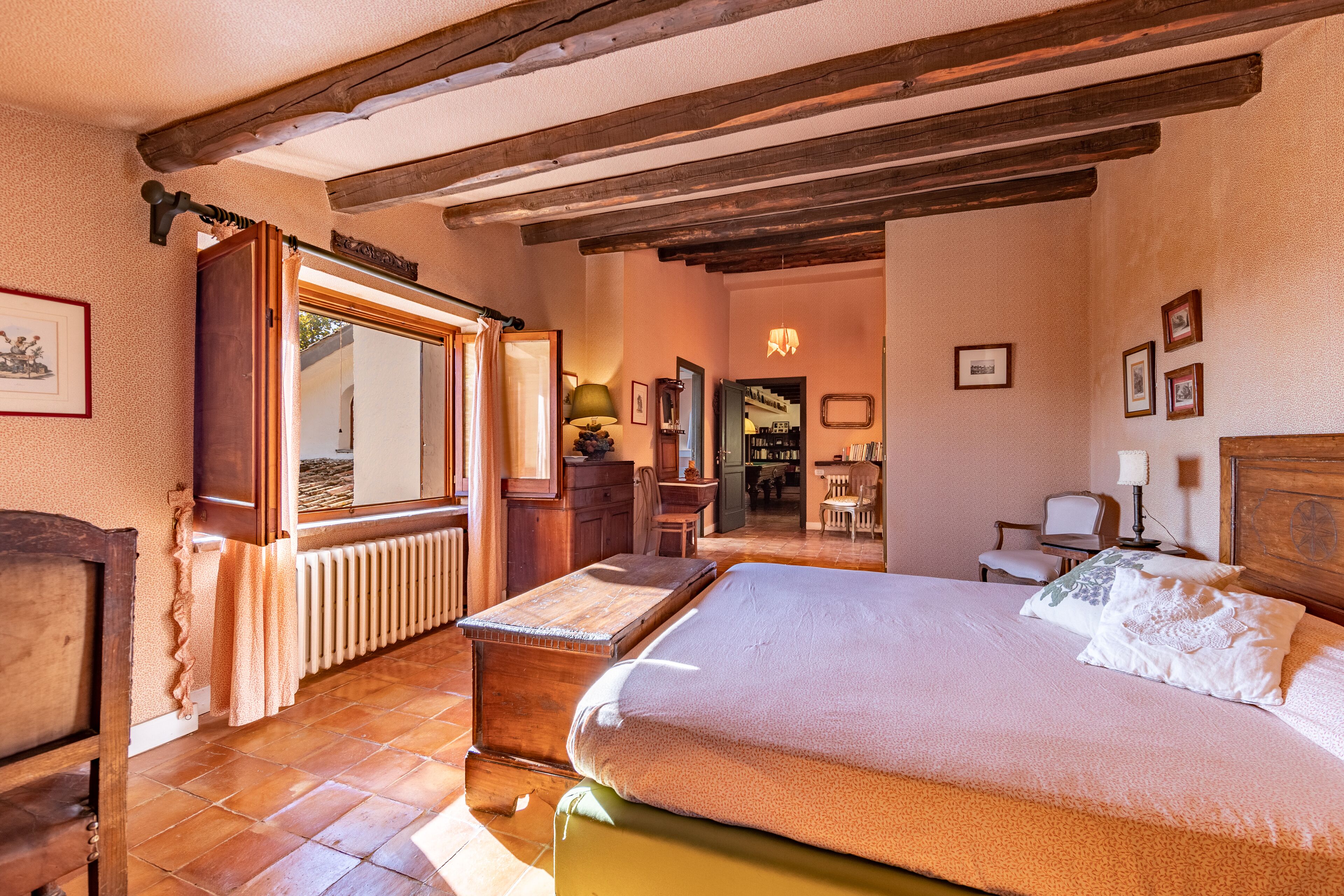 4 sovrum, strykjärn/strykbräda, gratis wi-fi och sängkläder