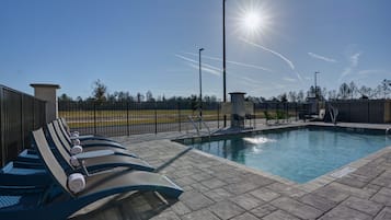 Outdoor pool, pool loungers