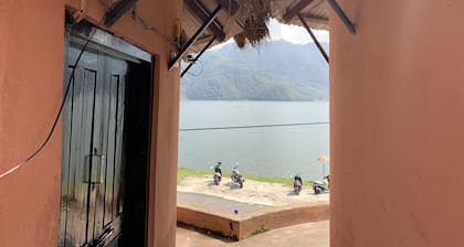 The small kuti with lake view.