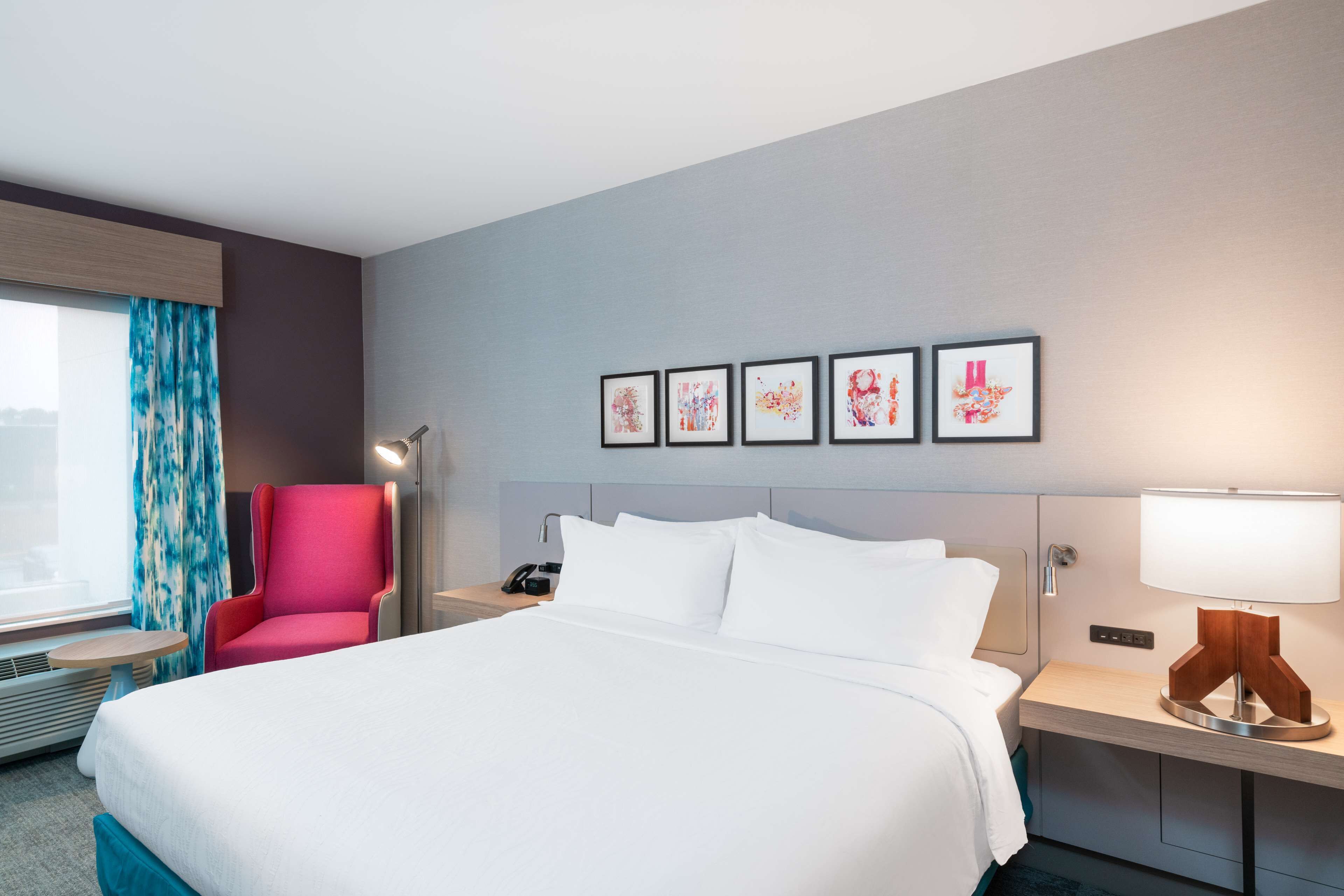 in-room safe, desk, laptop workspace, iron/ironing board