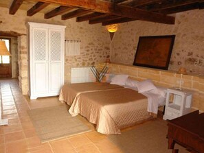 4 bedrooms, iron/ironing board, Internet - Conies Vell, country house in Manacor, Mallorca (Manacor)