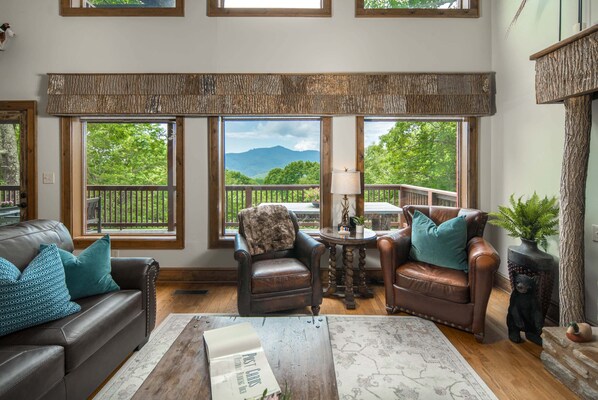 Flat-screen TV, fireplace - 4BR Home with Game Room, Pool Table & Fire Pit (Blowing Rock)