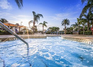 Pool - Cape Canaveral Beach Resort -former Ron Jon-2BR/BA full Kit Sleep80 near Cruises (Cape Canaveral)