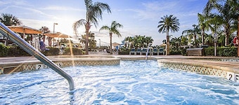 Cape Canaveral Beach Resort -former Ron Jon-2BR/BA full Kit Sleep80 near Cruises