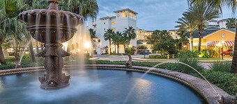 Cape Canaveral Beach Resort -former Ron Jon-2BR/BA full Kit Sleep80 near Cruises