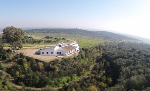 Exterior - Glen Green Nature Center (HORNACHUELOS)