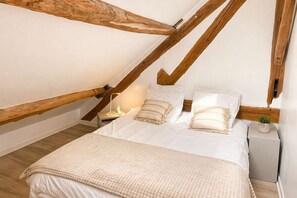3 chambres, fer et planche Ă repasser, Wi-Fi, draps fournis