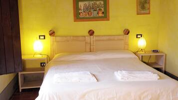 1 camera, una cassaforte in camera, Wi-Fi gratuito, lenzuola