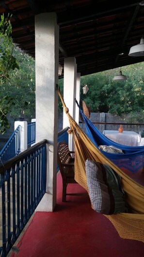 Shared Dormitory | Balcony - Hospedaria Pousada Casa - Hostel (Piranhas)