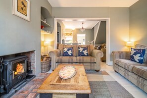TV, fireplace, DVD player