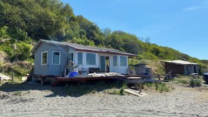 Exterior - Perfectly Positioned to Play on the Kenai Peninsula (Ninilchik)