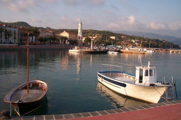 Marina