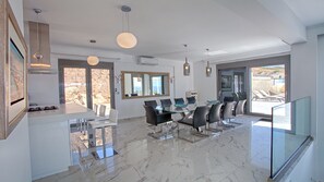 Dining - Villa with private pool and breathtaking views of the sea and Mount Athos (Σάρτη)