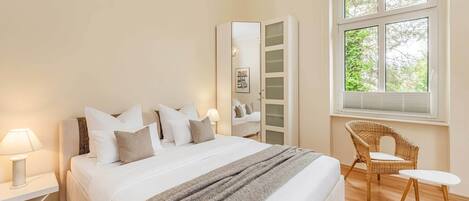 2 Schlafzimmer, Bügeleisen/Bügelbrett, kostenloses WLAN