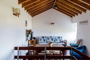 Interior - Casa da Avó - Quinta da Ribeira da Urze (Prainha de cima)
