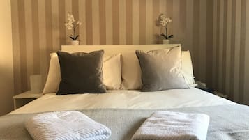 3 bedrooms, free WiFi, bed sheets