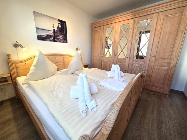 2 bedrooms, Internet