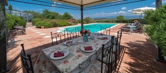 Villa in Tuscany, Arezzo villa, holiday in Italian villa,