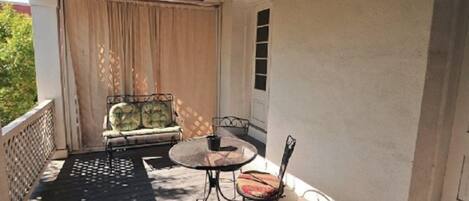 Loft estándar, varias camas, para no fumadores (Landa Loft) | Balcón