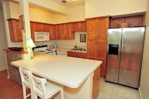 Standard Loft, Multiple Beds, Non Smoking (Landa Loft) | In-room dining - The Schmitz Bed & Breakfast (New Braunfels)