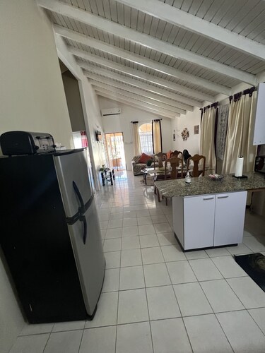 Rhyne Park Inn: 2 Bed Self Contained Apartment with Partly AC and WiFI