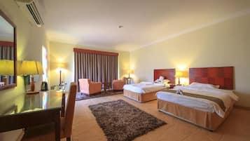 Deluxe Room, Balcony | 1 bedroom, desk