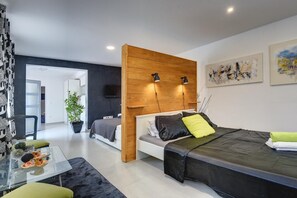 2 chambres, bureau, Wi-Fi gratuit, draps fournis
