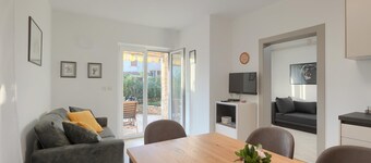Great apartment 100 meters to beach, pets allowed
