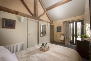 2 chambres, fer et planche à repasser, lit parapluie, Wi-Fi