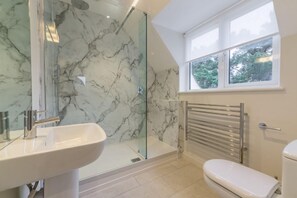Shower, towels