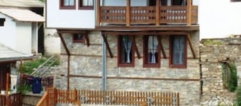 Großzügiges Haus mit Terrasse und Balkon mit schöner Aussicht, komfortabel eingerichtet