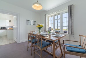 Ground floor: Dining room - Valonia Cottage at Cromer Lighthouse, Cromer , Norfolk (Overstrand)