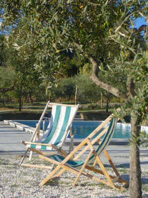 Outdoor pool - Charm, authenticity and cosiness in rural silence (Sassi)