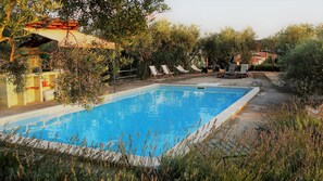 Outdoor pool - Charm, authenticity and cosiness in rural silence (Sassi)