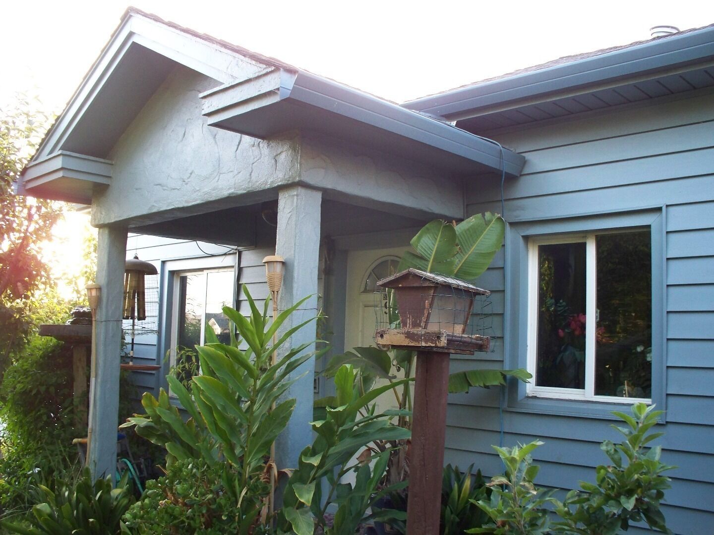 House close to Beach, Downtown, Wharf and Boardwalk