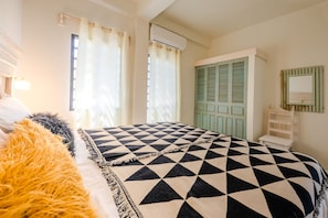 4 chambres, bureau, Wi-Fi gratuit, draps fournis